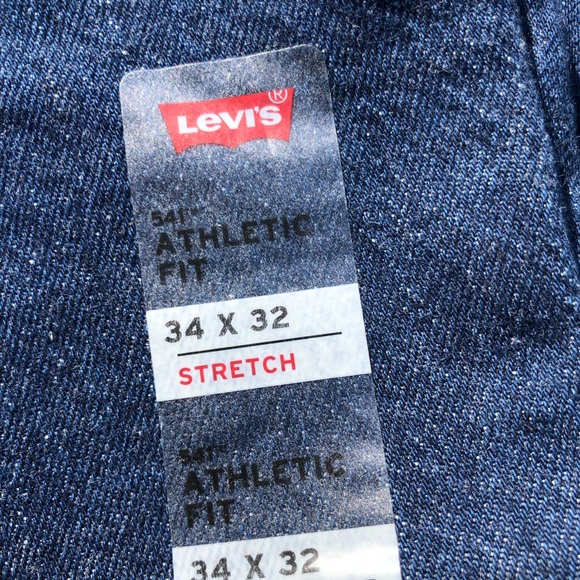 Levi’s - Picture 2 of 4